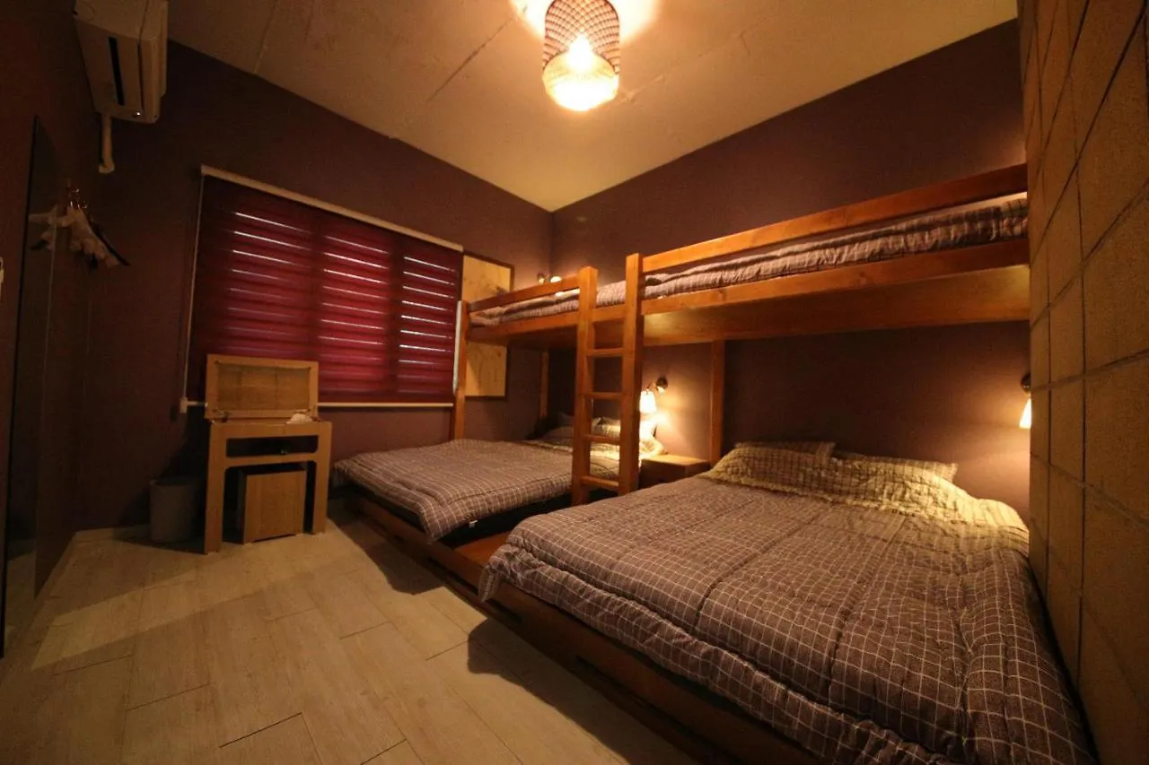 Guest house Stitches House Hotel Seoul